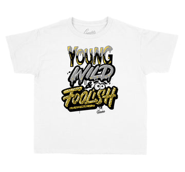 Alvah 700 Yeezy sneaker collection matches with ladies tee collection