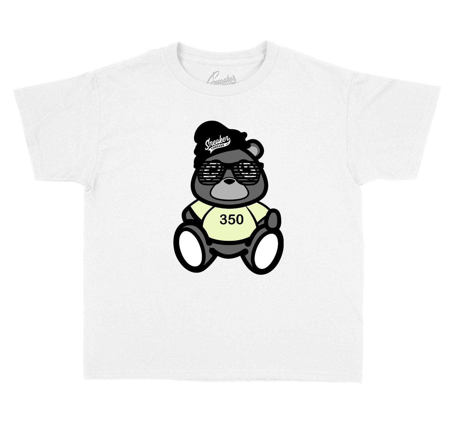 Kids sneaker tees match yeezy yeshaya sneaker perfectly.
