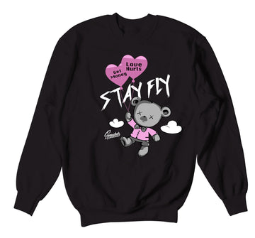 crewneck collection for guys matches perfectly with the air max 90 rose sneaker collection