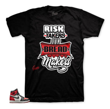 Bred tow Jordan 1 tees match retro 1's shoes.