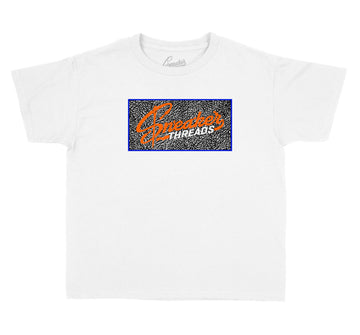 Jordan 3 knicks womens sneaker has matching shirts designed to match perfectly.