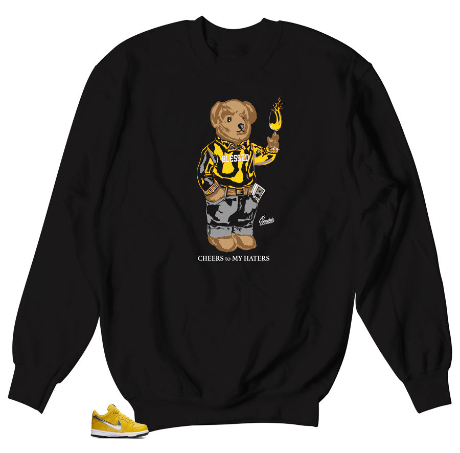 Diamond Dunk SB Canary Bear Cheers sweater
